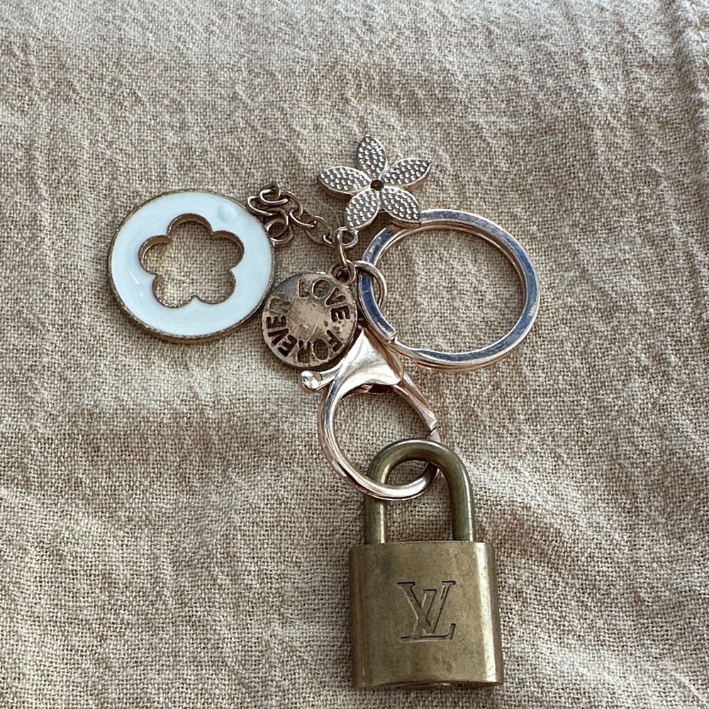 Louis Vuitton Gold and Cream Key Holder